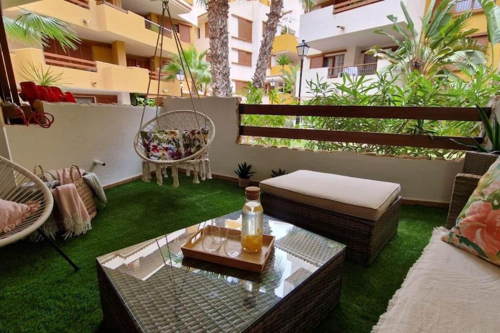 Olivia Sunny 2 Bedroom Apartament Punta Prima Torrevieja Esterno foto